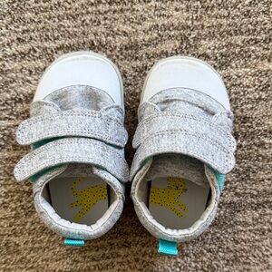 Ten Little Gray First Walker Sneaker